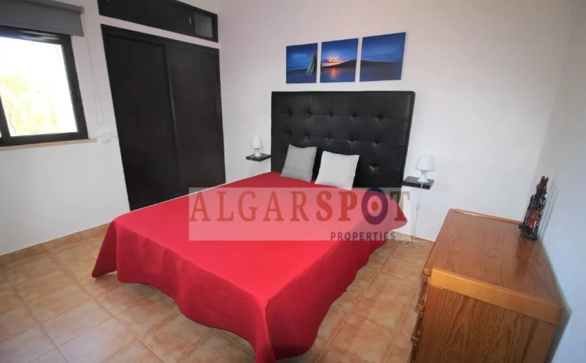 Apartamento T2 para Venda em Porches Foto 10