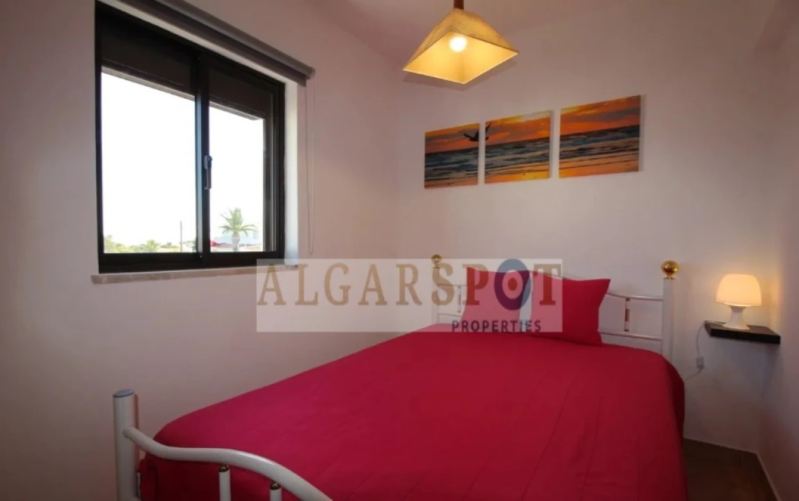 Apartamento T2 para Venda em Porches Foto 11