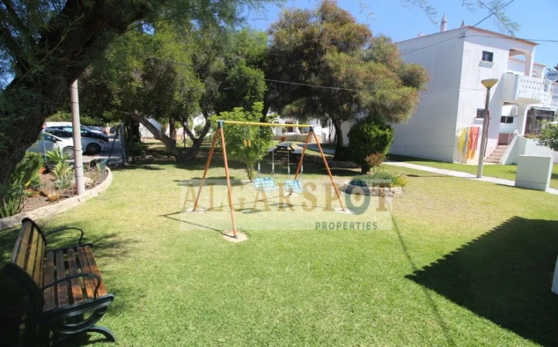 Apartamento T2 para Venda em Porches Foto 4