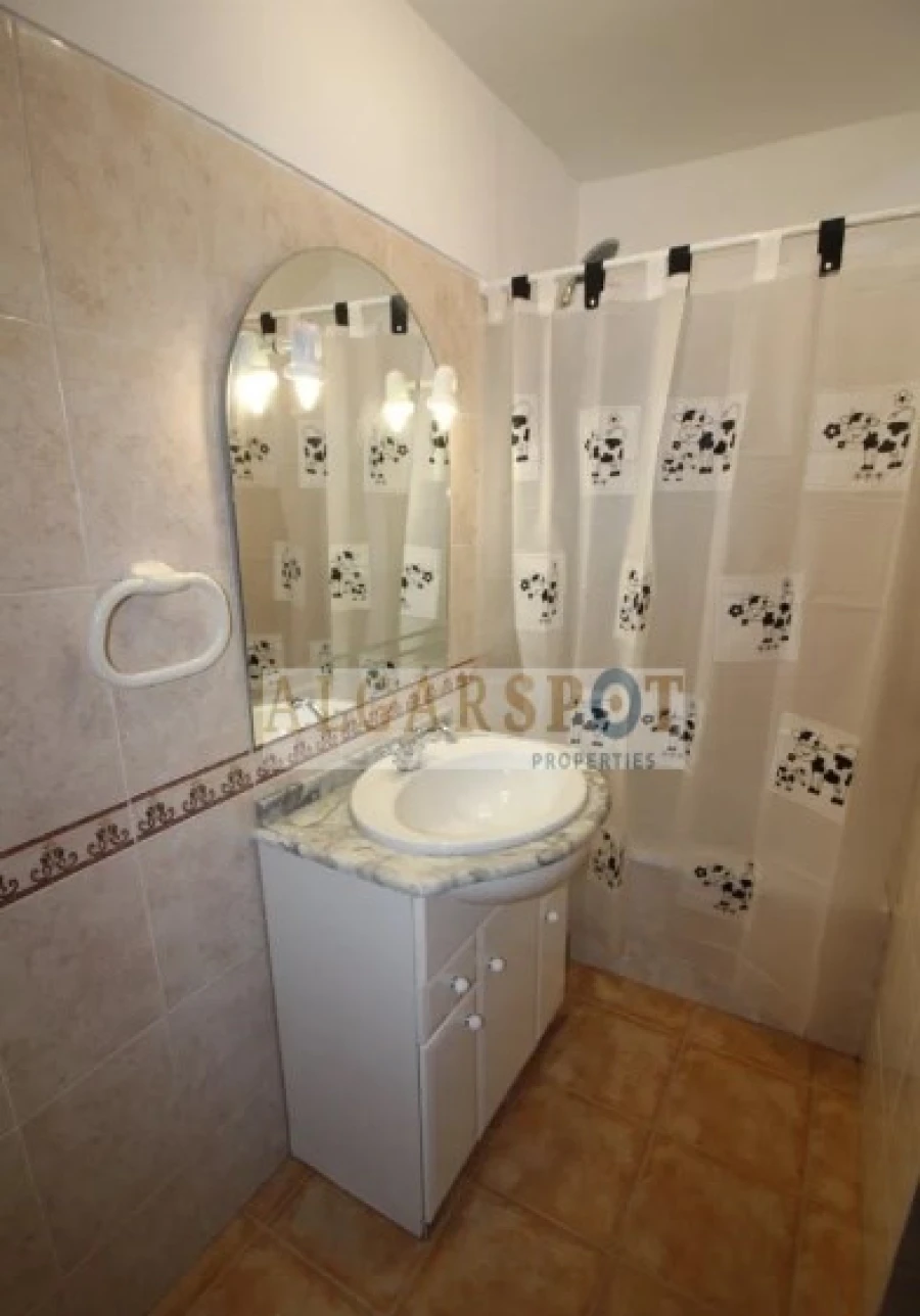 Apartamento T2 para Venda em Porches Foto 14