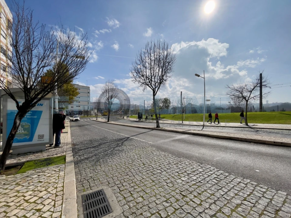 Loja para Arrendamento em Almada, Cova da Piedade, Pragal e Cacilhas Foto 13
