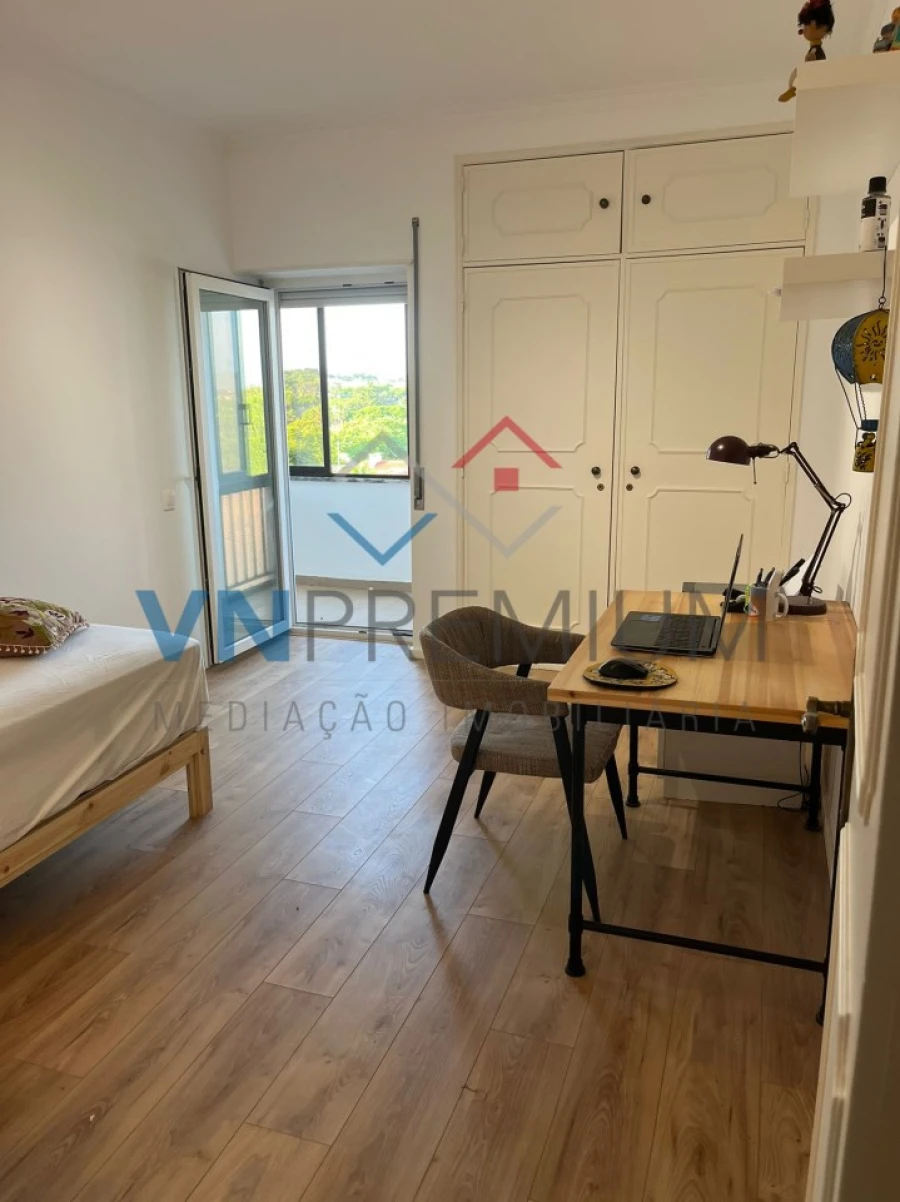 Apartamento T3 para Venda em Cascais e Estoril Foto 4