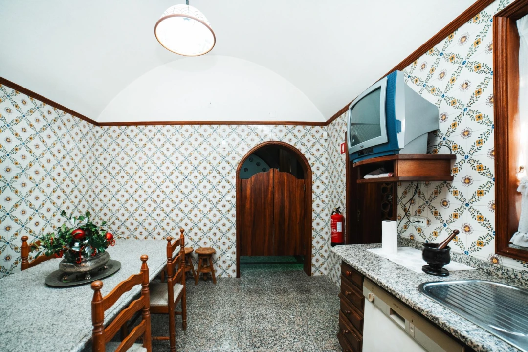 Moradia T7 para Venda em Pousa Foto 33