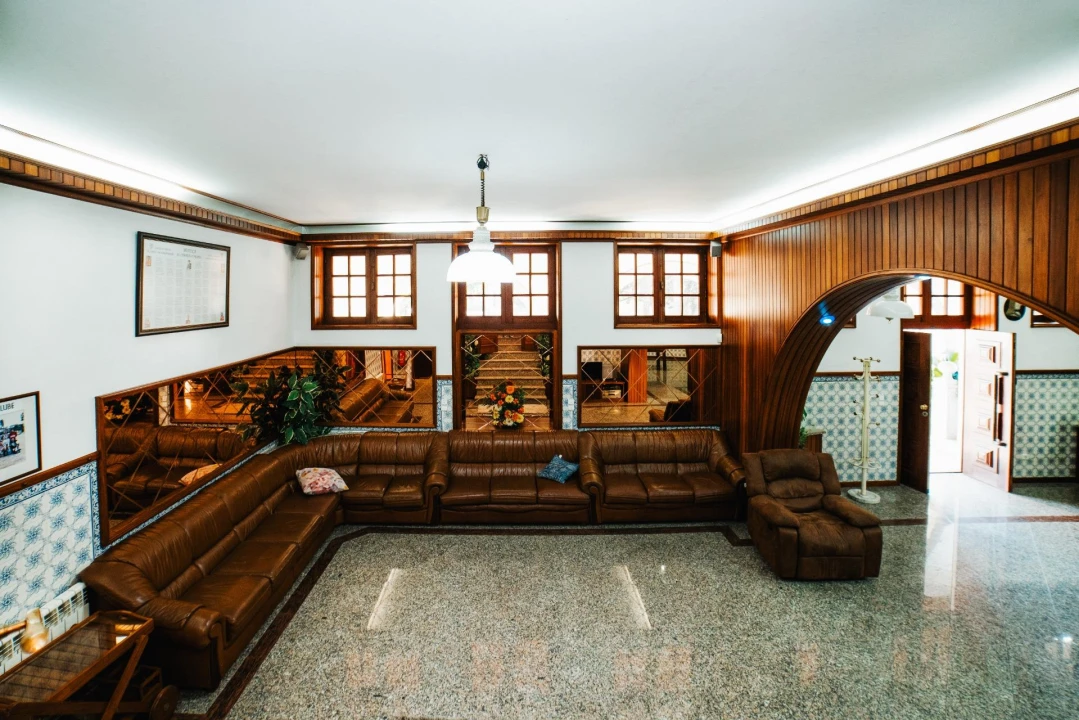 Moradia T7 para Venda em Pousa Foto 41