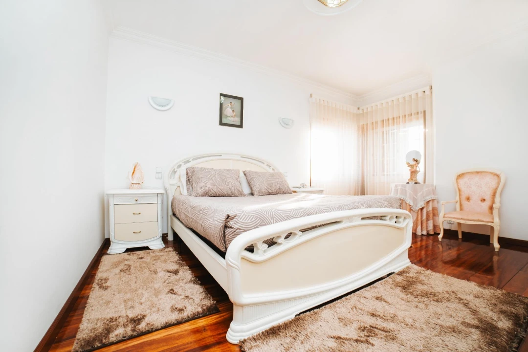 Moradia T7 para Venda em Pousa Foto 5