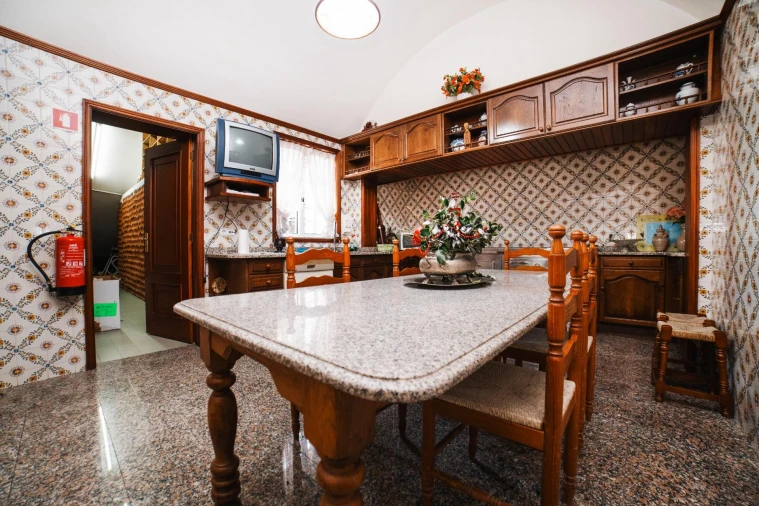 Moradia T7 para Venda em Pousa Foto 30