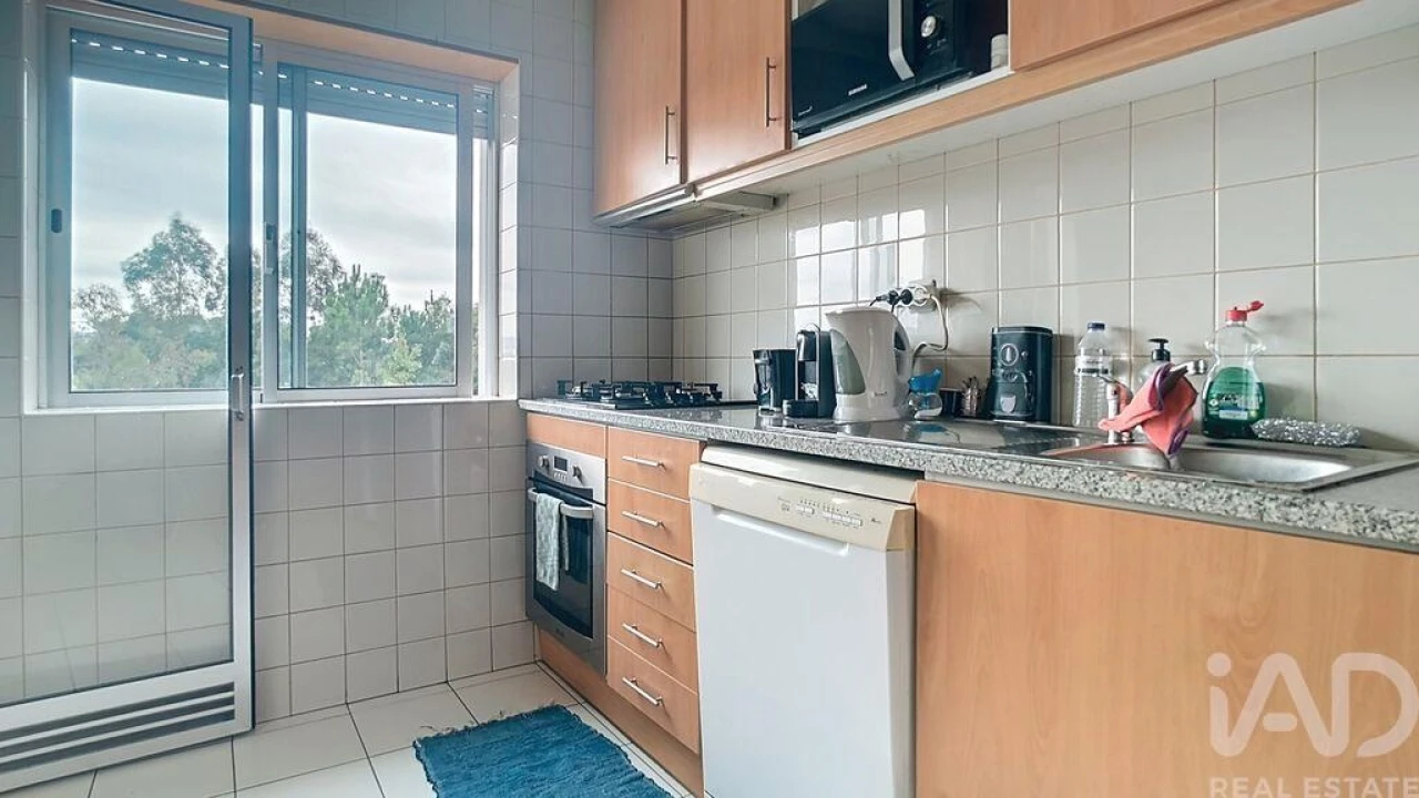 Apartamento T4 para Venda em Fornos Foto 2