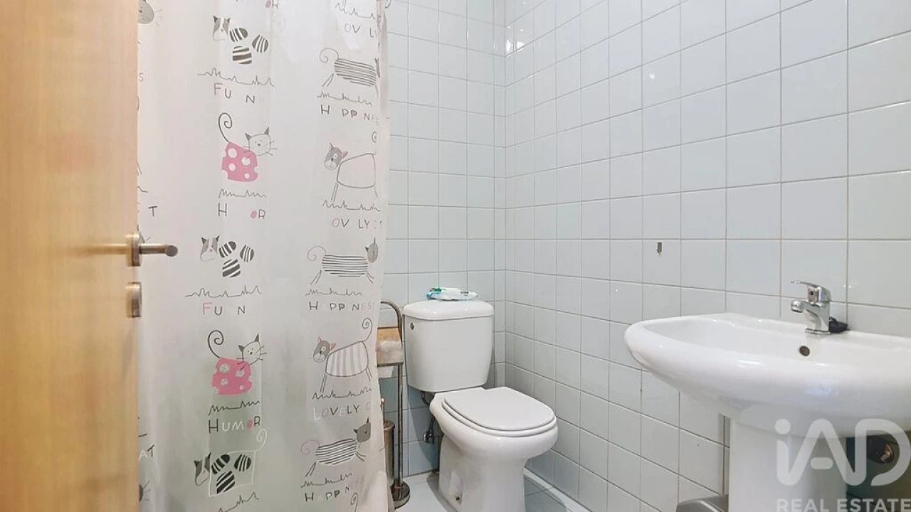 Apartamento T4 para Venda em Fornos Foto 11