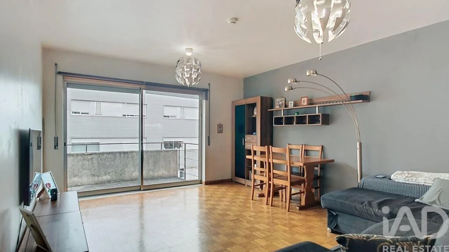 Apartamento T4 para Venda em Fornos Foto 4
