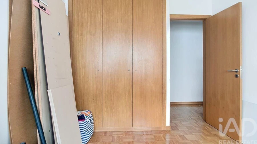 Apartamento T4 para Venda em Fornos Foto 9