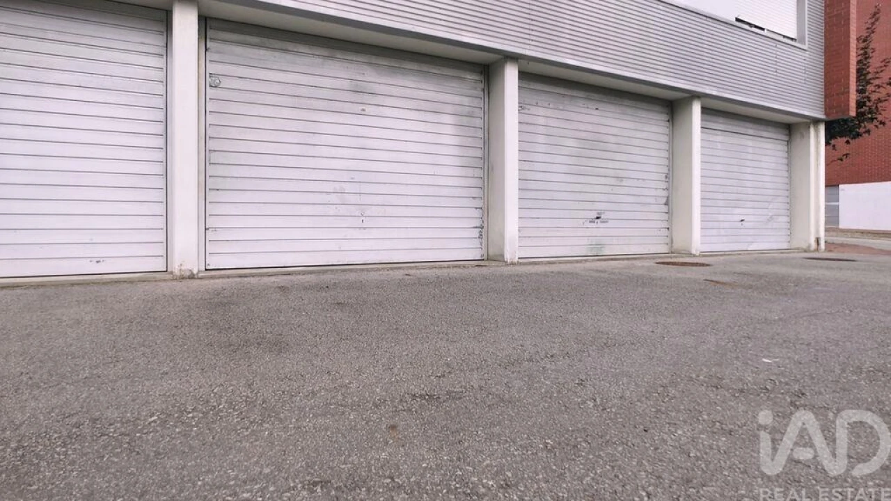 Apartamento T4 para Venda em Fornos Foto 7