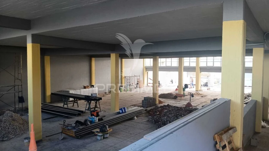 Armazém para Venda em Sacavém e Prior Velho Foto 8