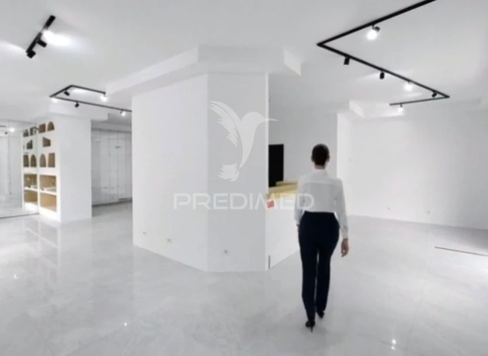 Loja para Venda em Olhão Foto 1