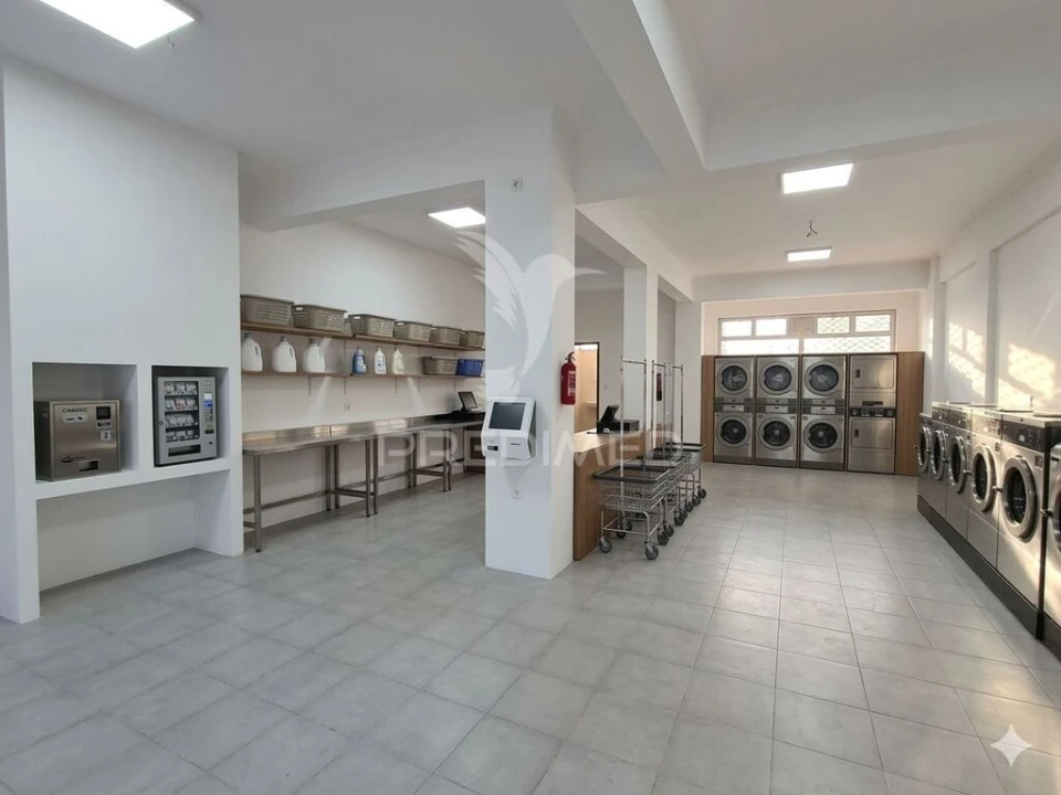 Loja para Arrendamento em Agualva e Mira-Sintra Foto 11