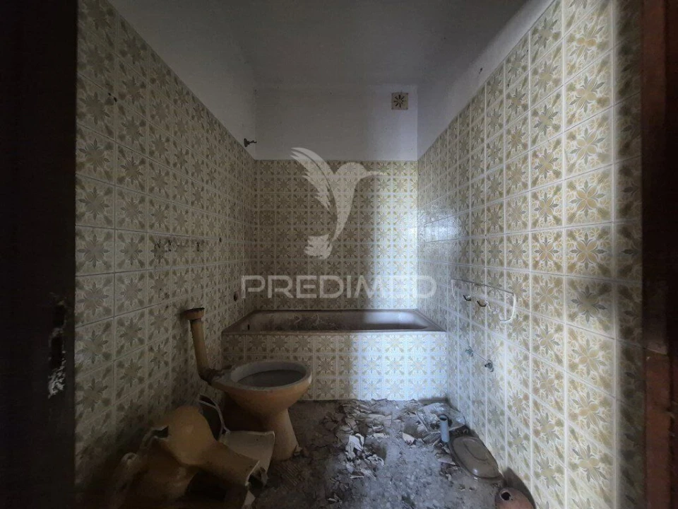 Moradia T3 para Venda em Quinta do Anjo Foto 8