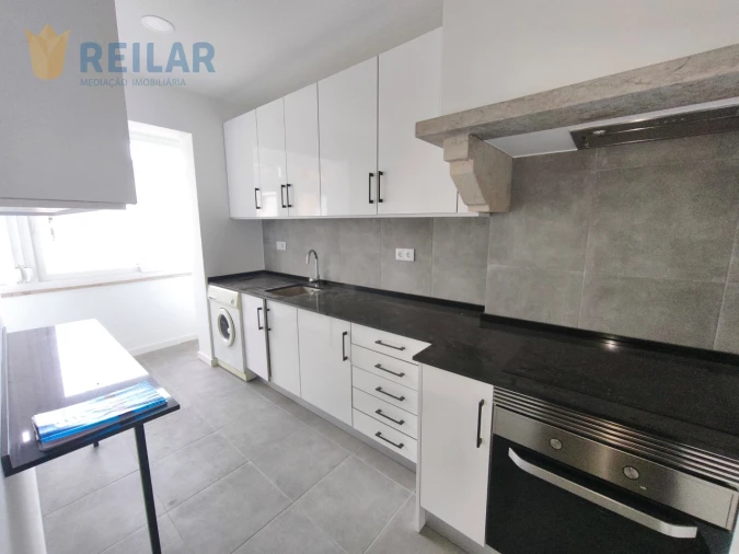 Apartamento T1 para Arrendamento em São Vicente Foto 4