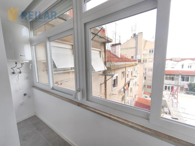 Apartamento T1 para Arrendamento em São Vicente Foto 16