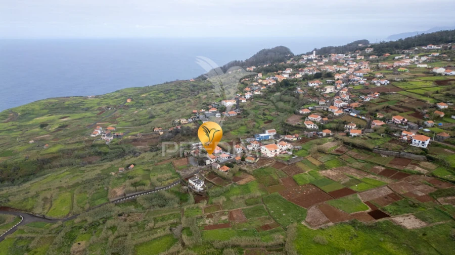 Moradia T3 para Venda em Porto Moniz Foto 16