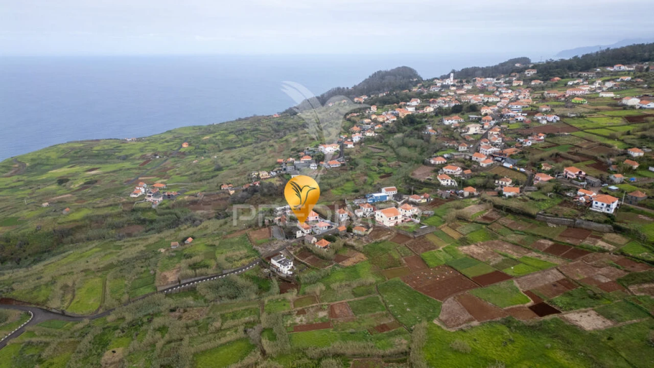 Moradia T3 para Venda em Porto Moniz Foto 16