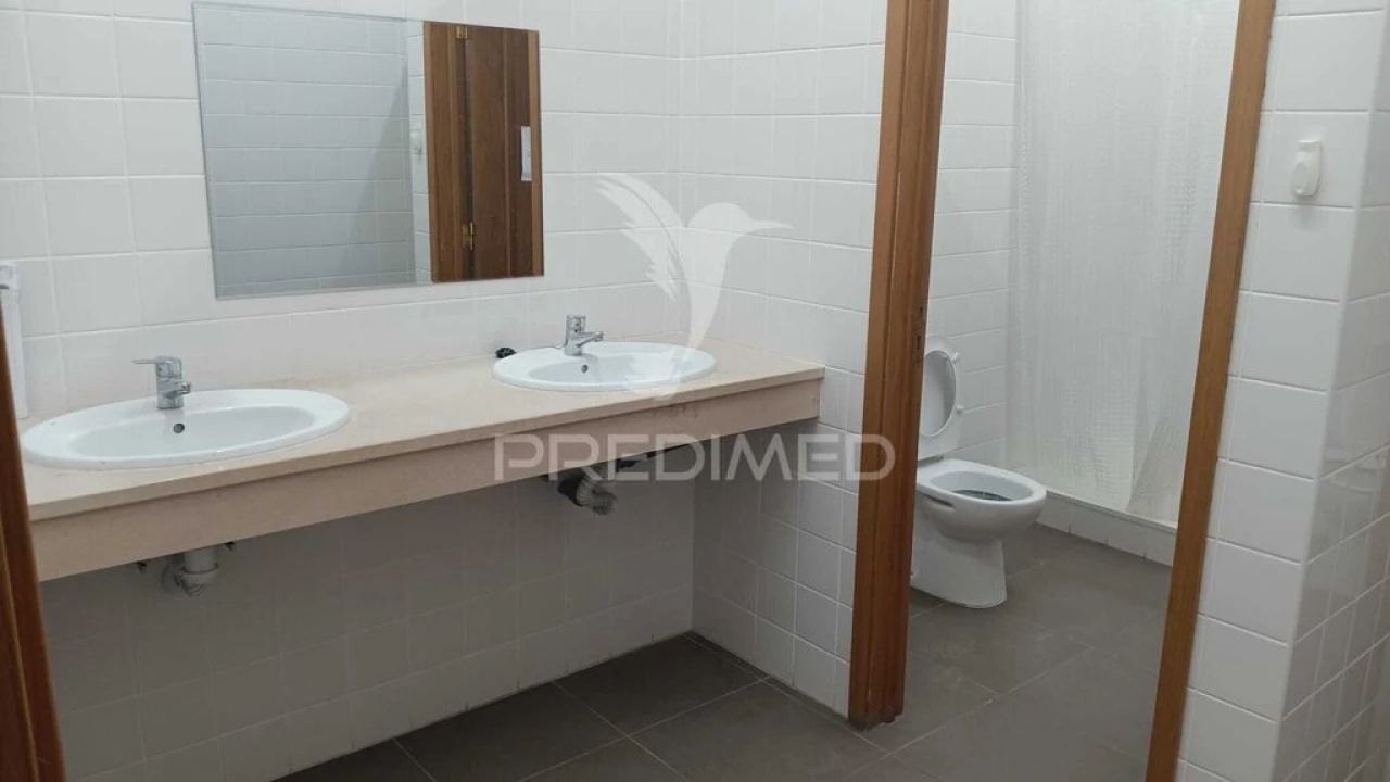 Armazém para Arrendamento em Santo Antão e São Julião do Tojal Foto 18