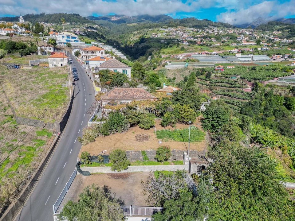 Moradia T3 para Venda em Canhas Foto 6