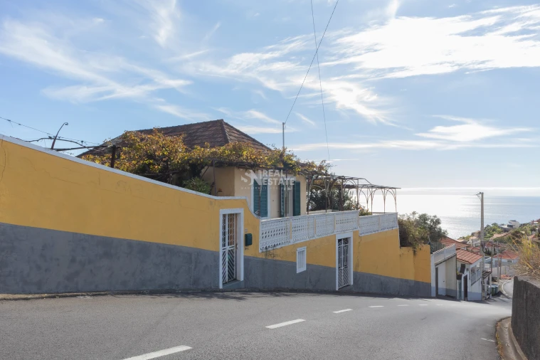 Moradia T3 para Venda em Canhas Foto 26