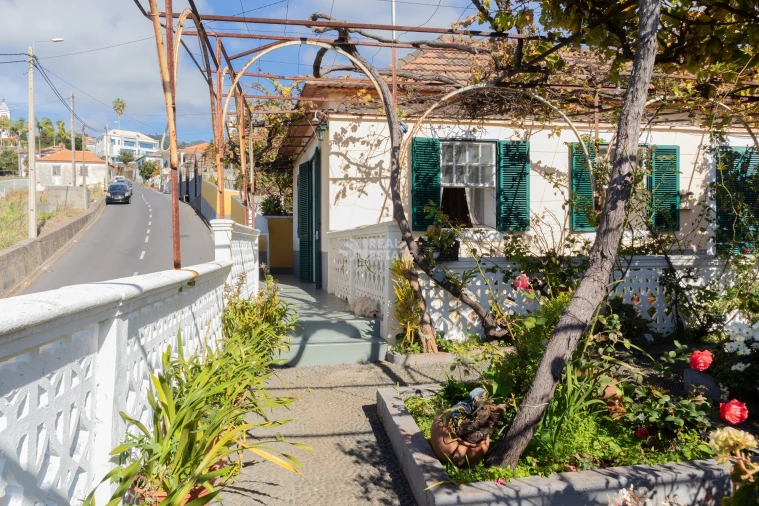 Moradia T3 para Venda em Canhas Foto 43