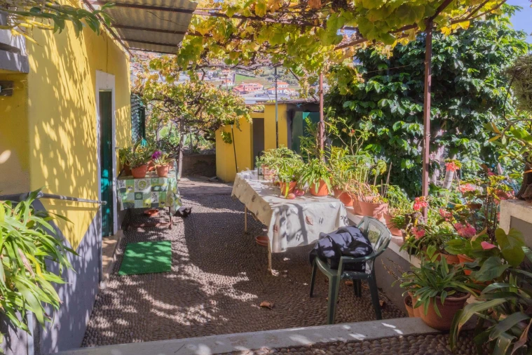 Moradia T3 para Venda em Canhas Foto 21