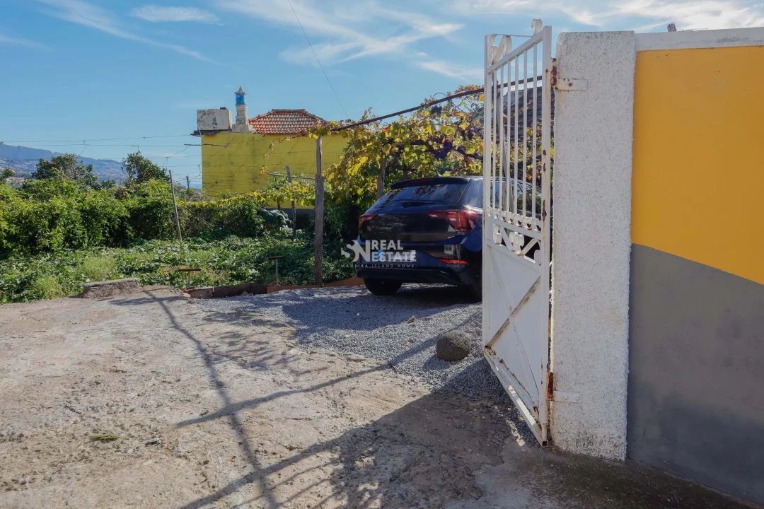 Moradia T3 para Venda em Canhas Foto 28