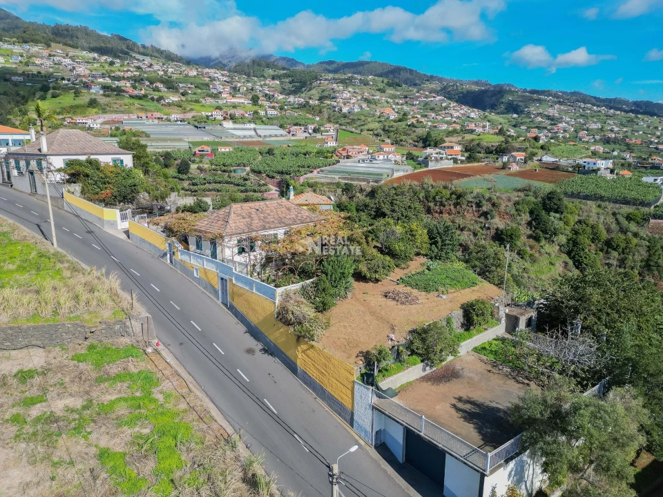 Moradia T3 para Venda em Canhas Foto 2