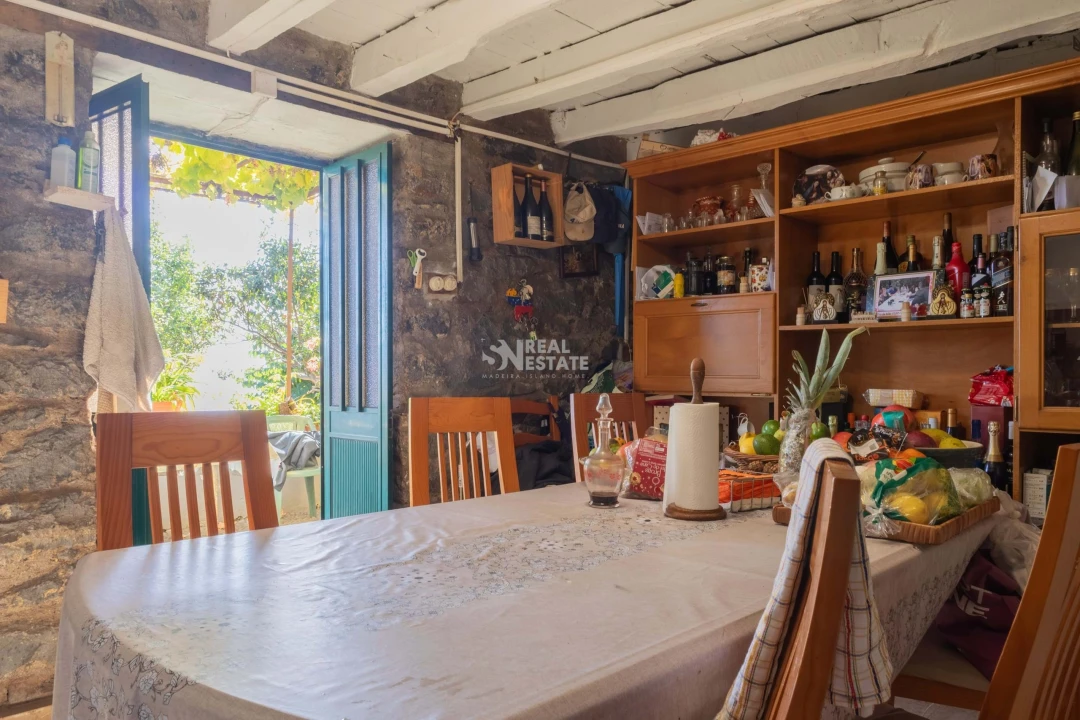 Moradia T3 para Venda em Canhas Foto 13