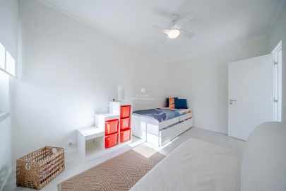 Apartamento T2 para Arrendamento em Quarteira