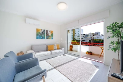 Apartamento T2 para Arrendamento em Quarteira