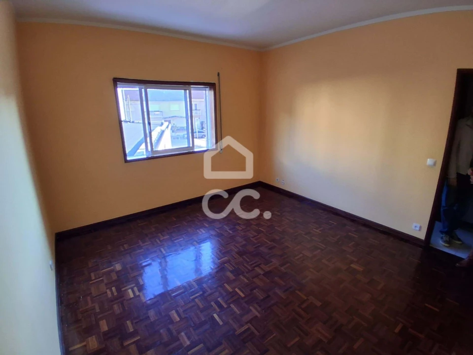 Apartamento T2 para Venda em Baguim do Monte (Rio Tinto) Foto 14