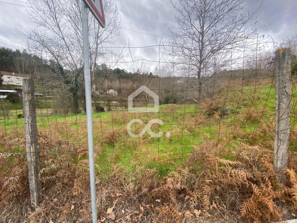 Terreno para Venda em Selho São Lourenço e Gominhães Foto 8