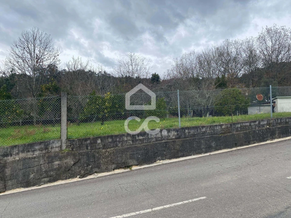 Terreno para Venda em Selho São Lourenço e Gominhães Foto 6