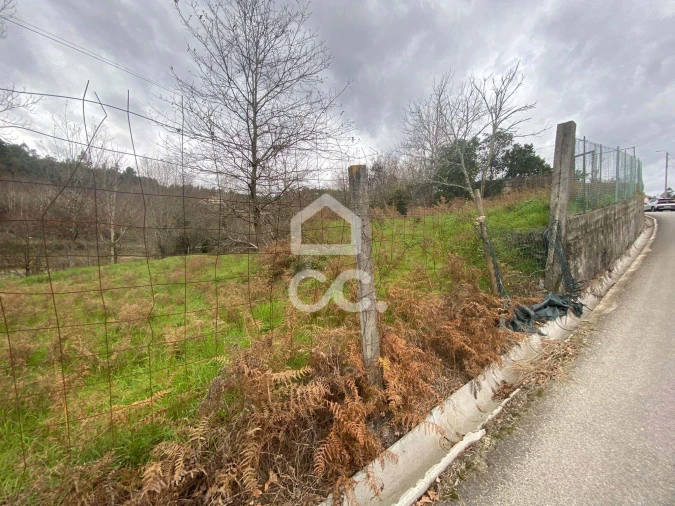 Terreno para Venda em Selho São Lourenço e Gominhães Foto 12