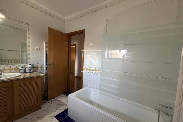 Apartamento T3 para Venda em Tondela e Nandufe Foto 23