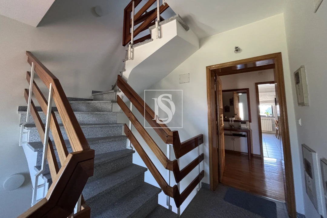 Apartamento T3 para Venda em Tondela e Nandufe Foto 24