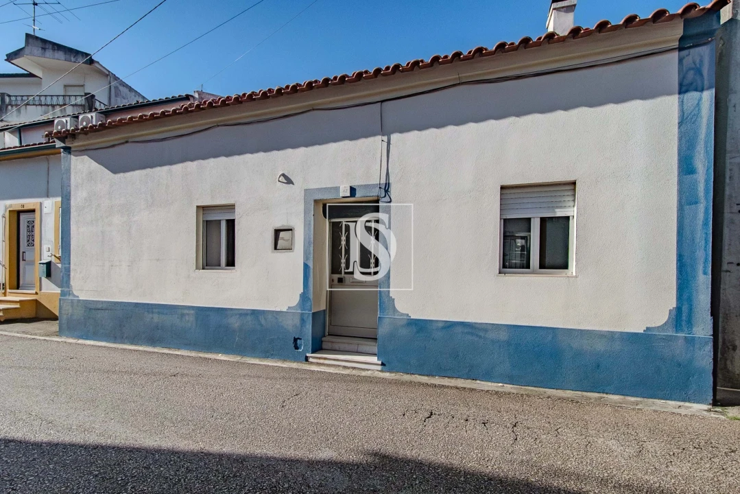 Moradia T3 para Venda em Olaia e Paço Foto 3