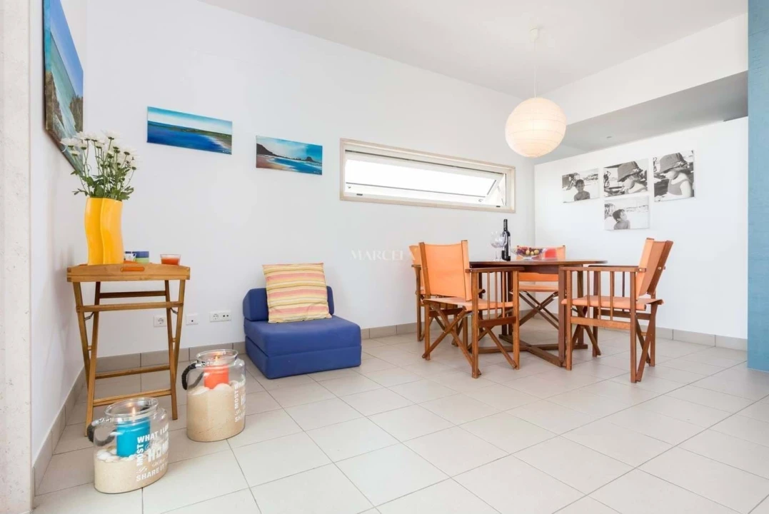 Apartamento T2 para Arrendamento em Lagos (São Sebastião e Santa Maria) Foto 4