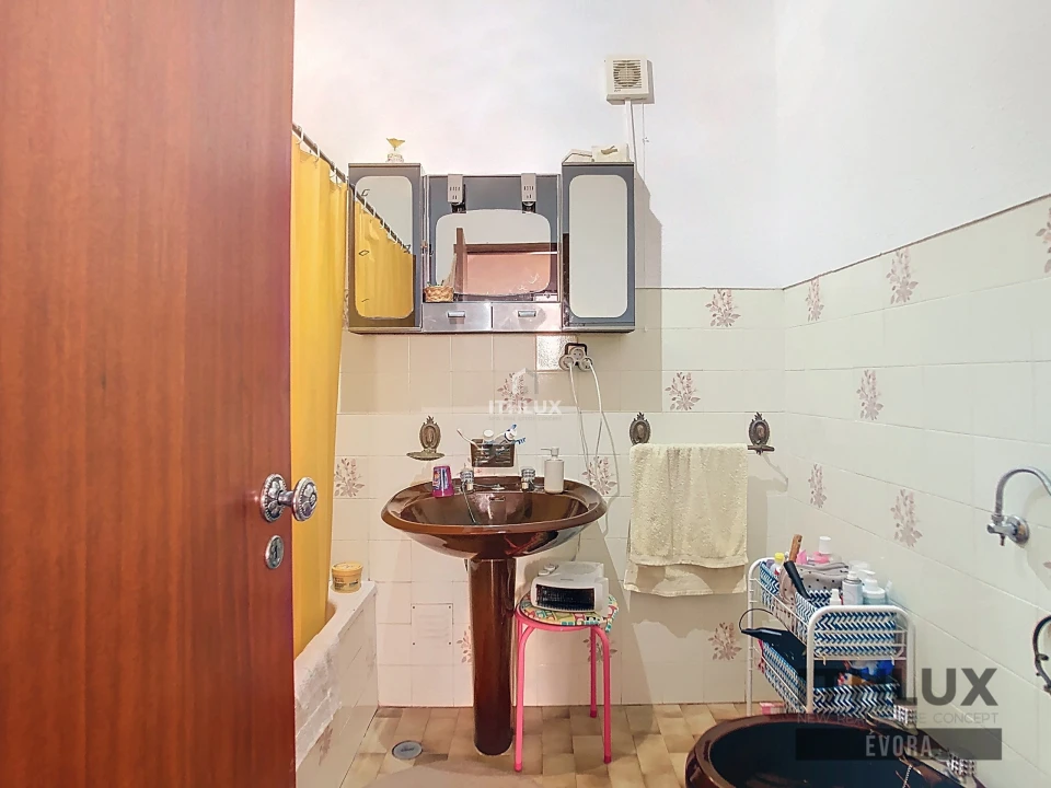 Moradia T3 para Venda em Bacelo e Senhora da Saúde Foto 12