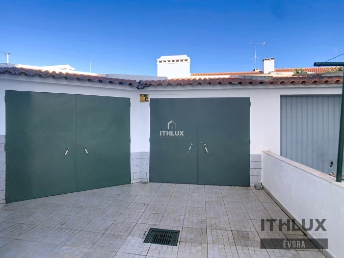 Moradia T3 para Venda em Bacelo e Senhora da Saúde Foto 21