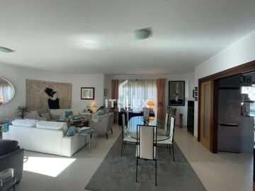 Apartamento T4 para Venda em Tavira (Santa Maria e Santiago)