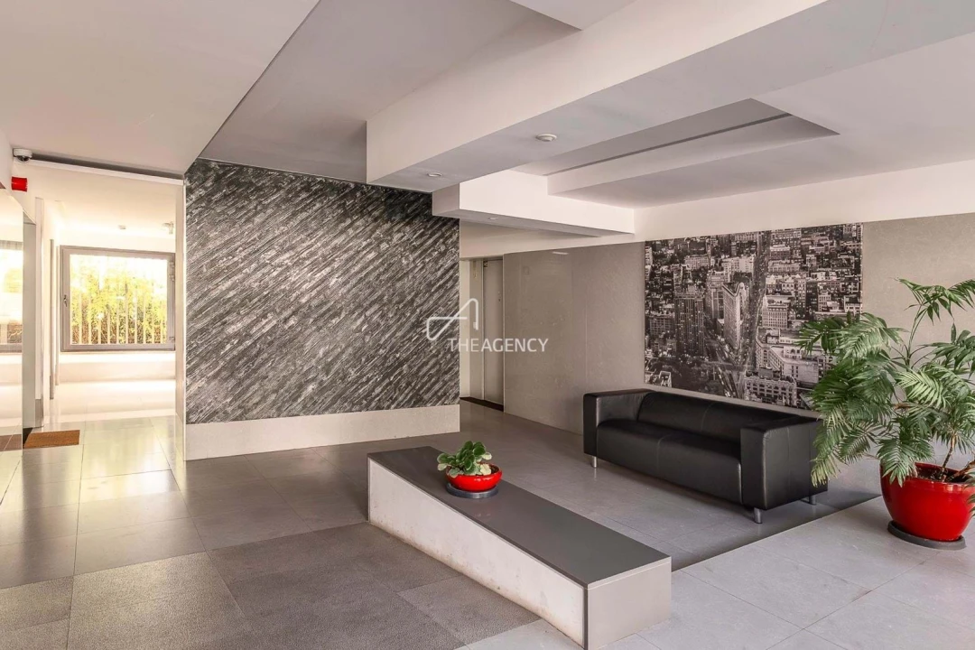 Apartamento T2 para Venda em Ajuda Foto 11