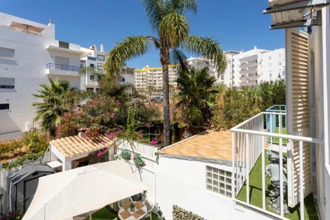 Moradia T2 para Venda em Albufeira e Olhos de Água Foto 23