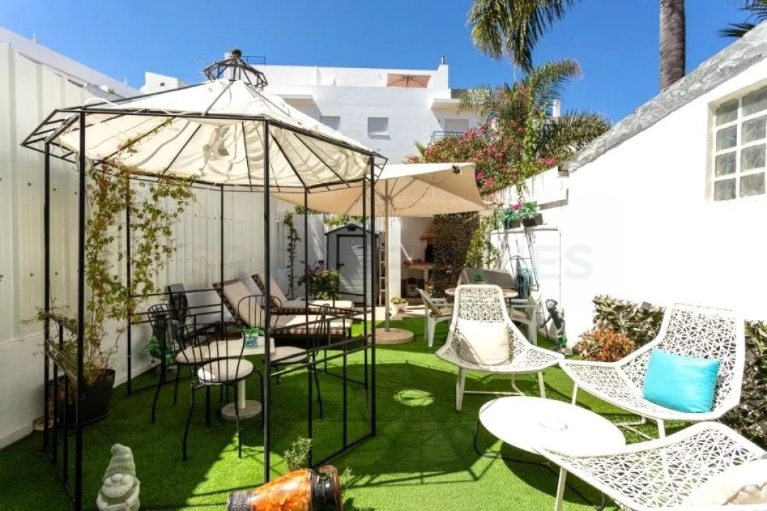 Moradia T2 para Venda em Albufeira e Olhos de Água Foto 1