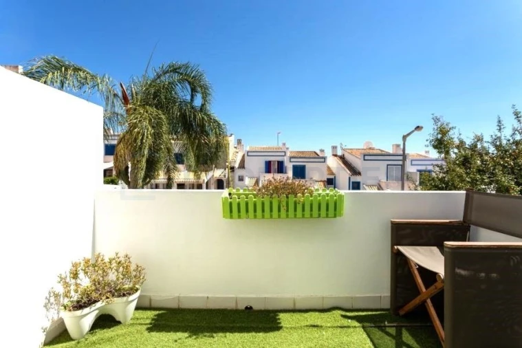 Moradia T2 para Venda em Albufeira e Olhos de Água Foto 16