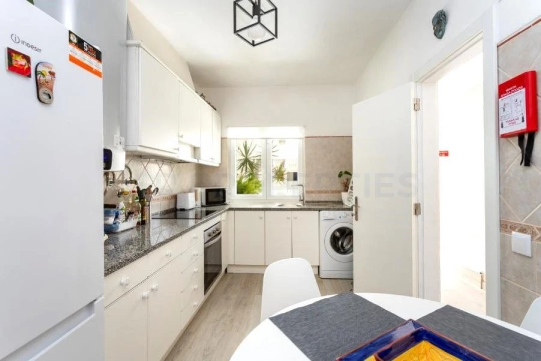 Moradia T2 para Venda em Albufeira e Olhos de Água Foto 5