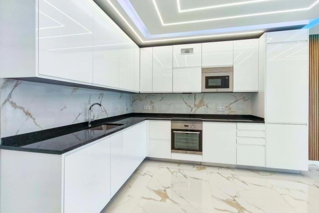 Apartamento T3 para Venda em Quarteira Foto 10